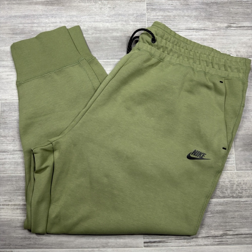 Nike Women's Plus DA2043-334 High-Rise Standard Fit Fleece Green Jogger Pants 2X